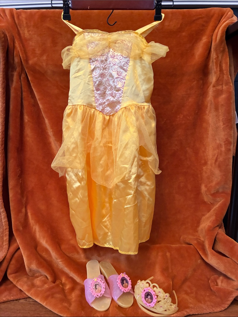 2T Yellow Princess Costume Dress w tiara and shoes Belle Beaty and the 
Beast